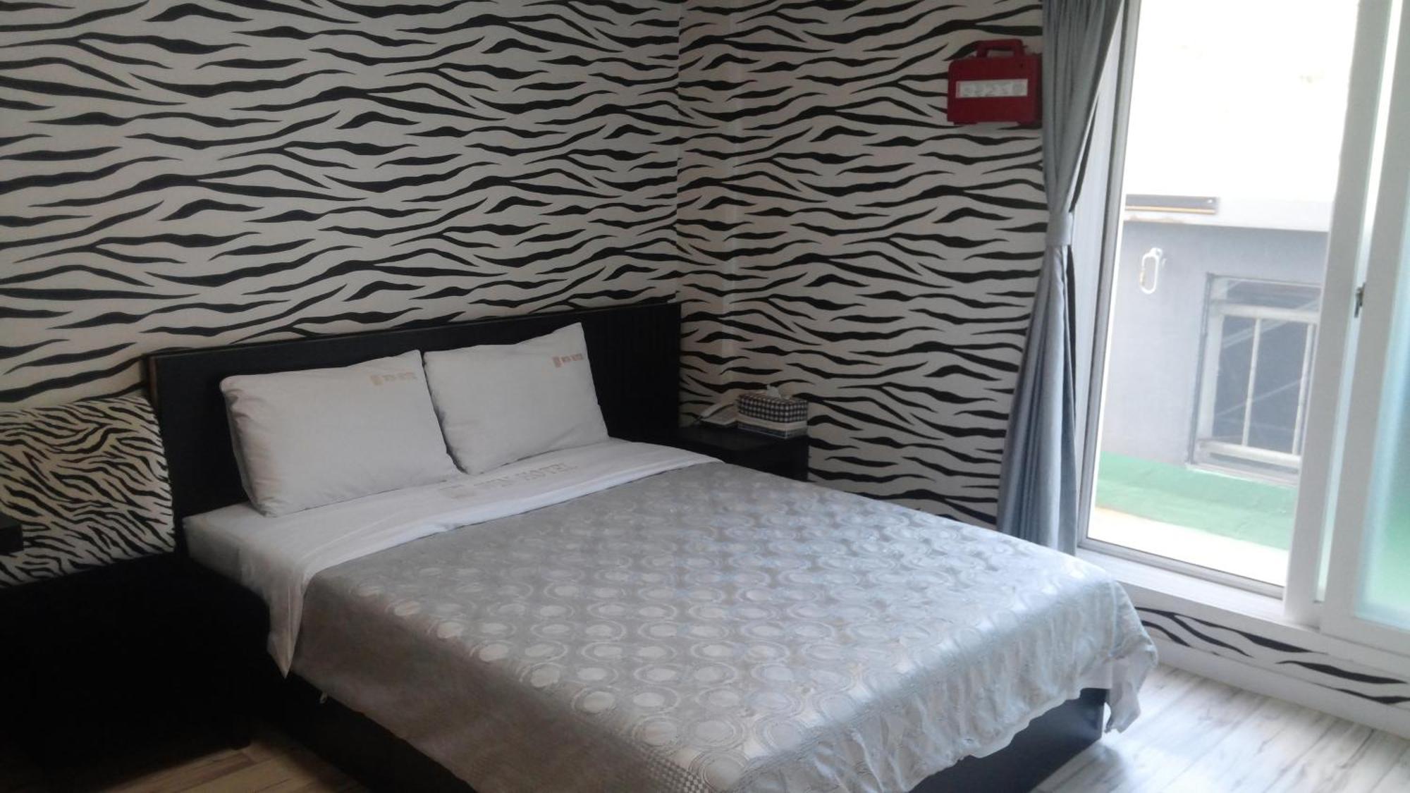 Geoje Win Hotel Экстерьер фото