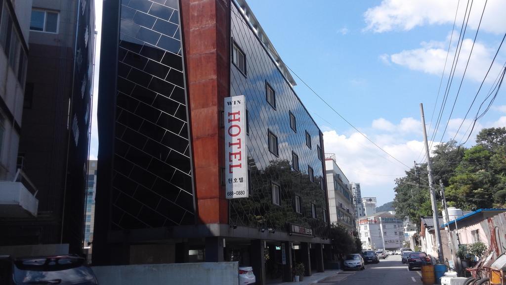 Geoje Win Hotel Экстерьер фото